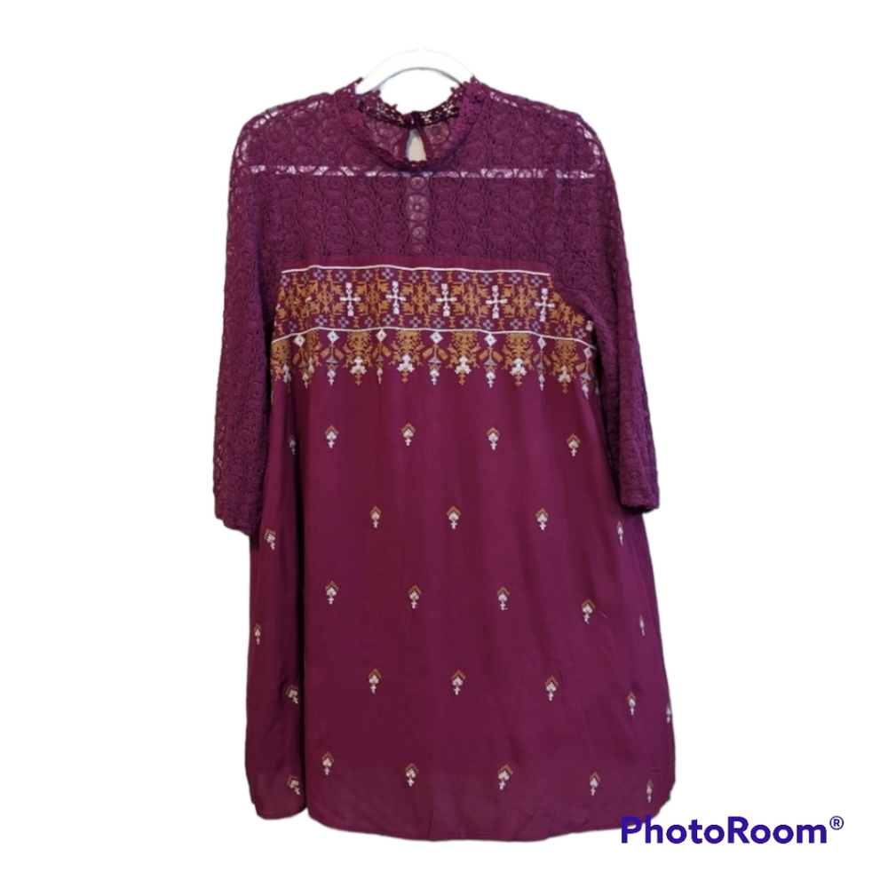NWT Entro Boho Embroidered Dress
